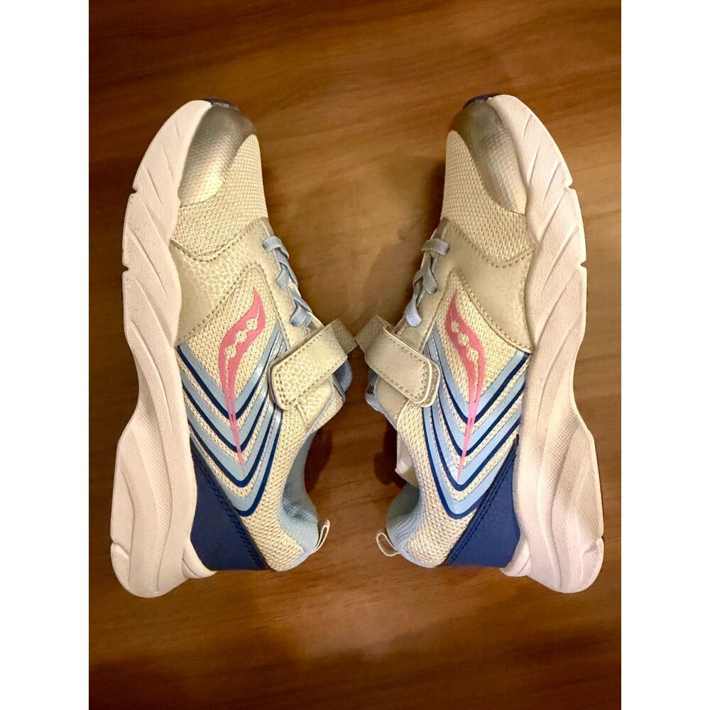 Saucony Wind FST AC SLVR/BLU/PINK Girls Sneakers Size 3 NWOB